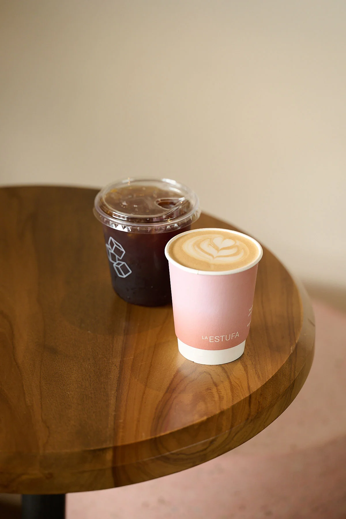To go cups for cafetería – 2