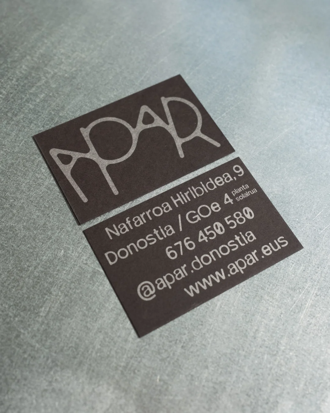Tarjeta visita apar